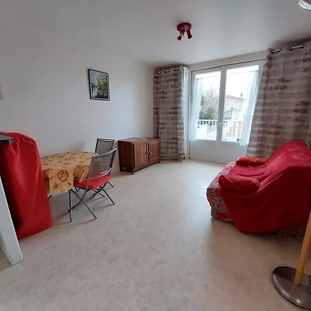 Maison Authentique 6 Pers, Du Pigeonnier, - Fr-1-550-87 Dom wakacyjny Royan